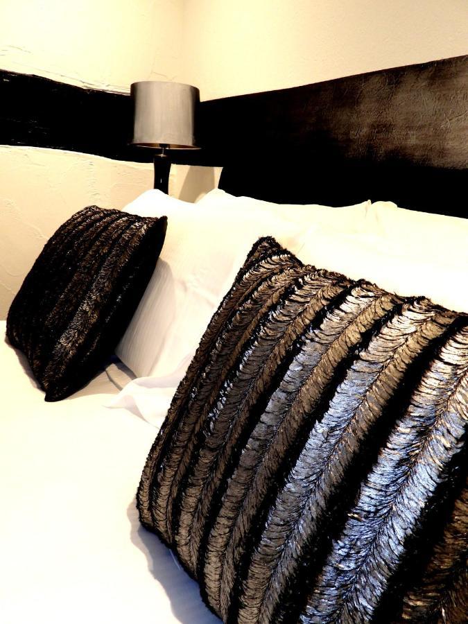 The Lion Hotel Уелшпул Екстериор снимка